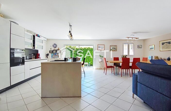 Maison familiale avec piscine jardin paysagé sans vis-à-vis — photo 5