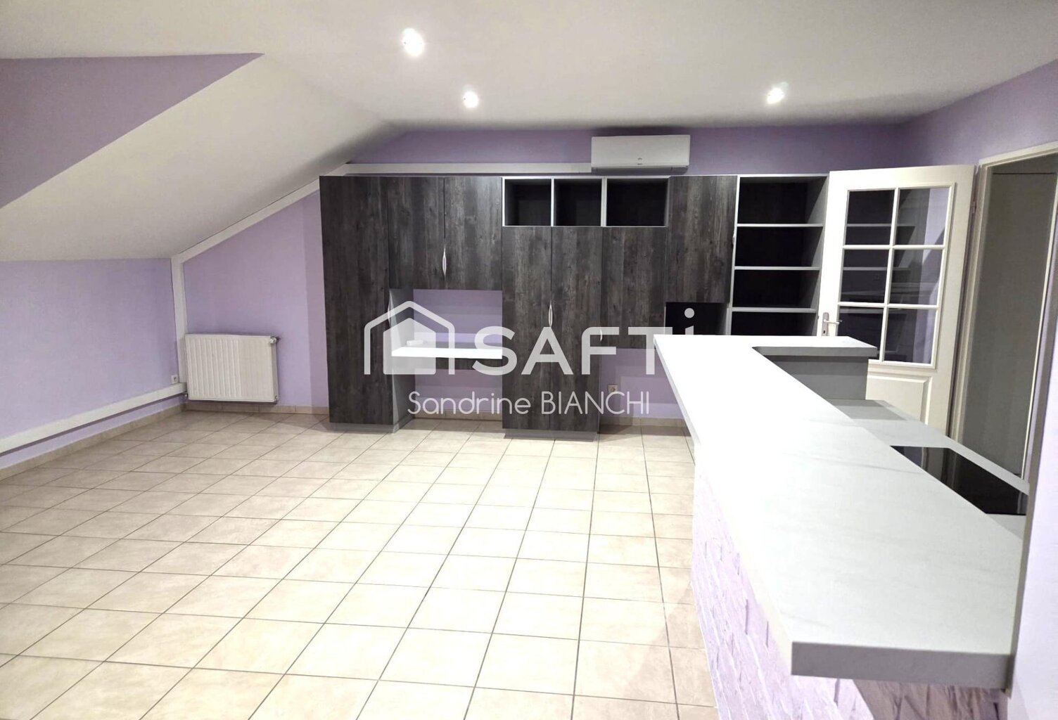 T3 avec ascenseur + parking privé et cave — photo 1