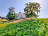Corps de ferme à restaurer sur 2650m² de terrain — photo 2