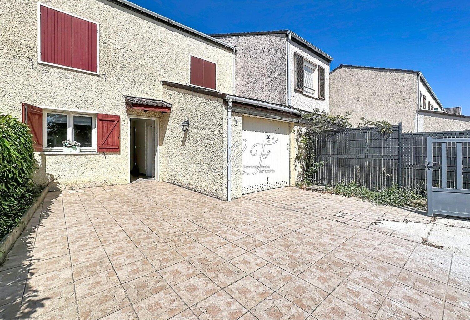 maison familiale avec 3 chambres et jardin — photo 1