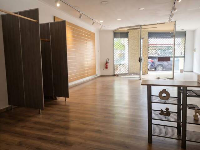 Local commercial — photo du bien