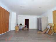 Local commercial — photo 3