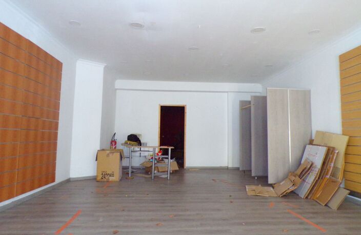 Local commercial — photo 3