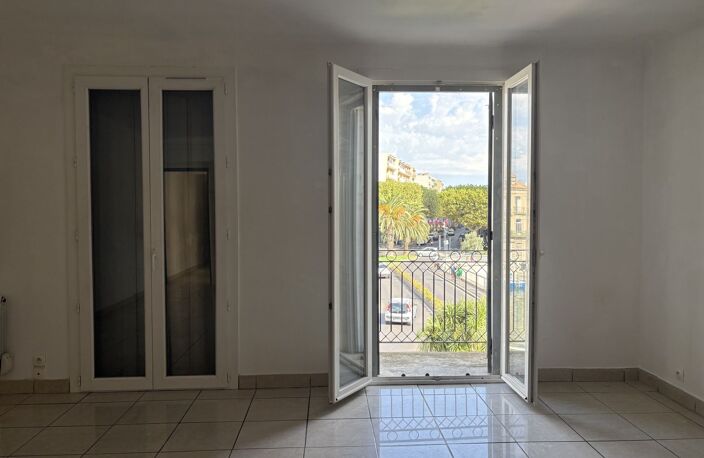 Immeuble local commerciale — photo 4