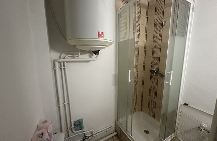 CHALETS - T1 meublé de 18m2 - 580 EUR — photo 5