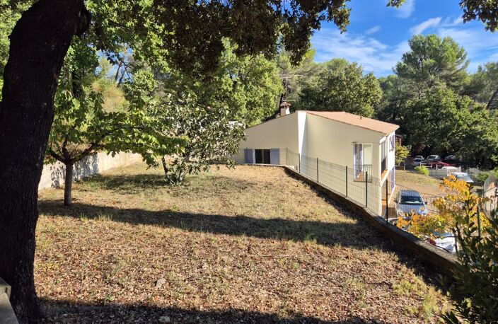 Le Luc en Provence – Maison de 135 m² en position dominante, aux multiples possibilités — photo 3