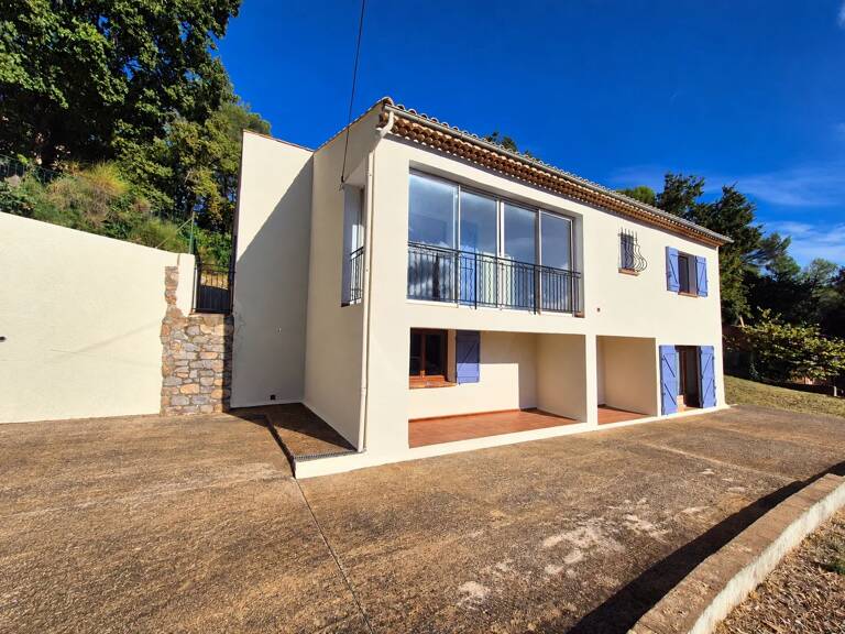 Le Luc en Provence – Maison de 135 m² en position dominante, aux multiples possibilités — photo 1