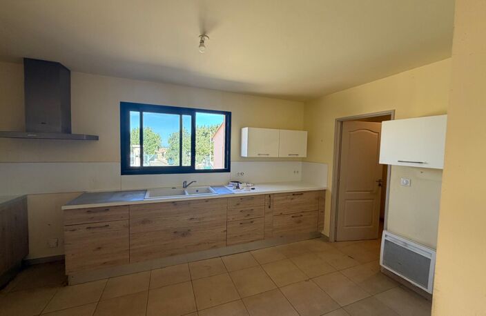 Vente maison 3 pièces 105 m² Robion (84440) — photo 4