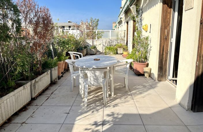 Vente appartement 3 pièces 110 m² Marseille 7 (13007) — photo 2
