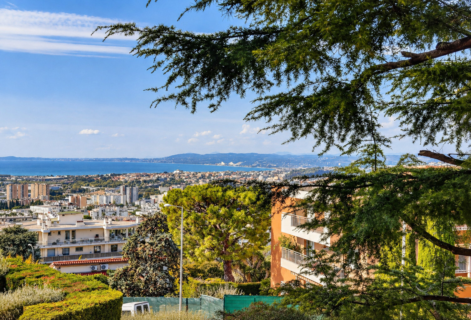Nice - Lanterne - Joli 2 pièces de 45 m² en étage avec terrasses et vue mer — photo 1