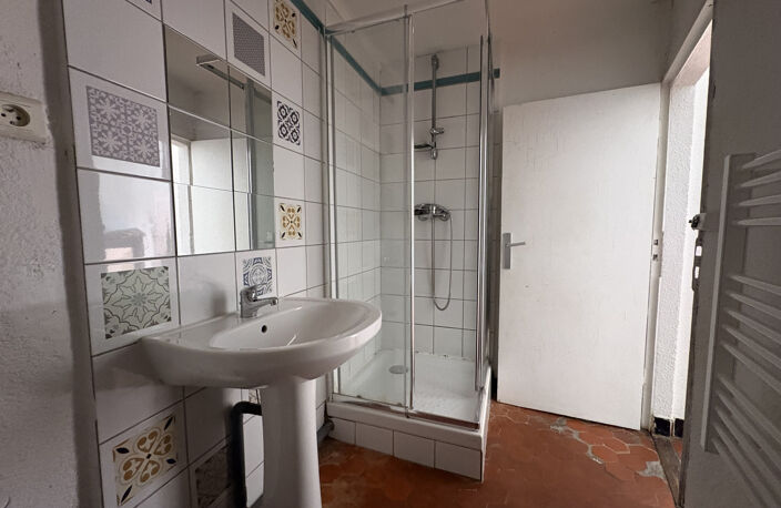 T3 - Ceyreste — photo 5