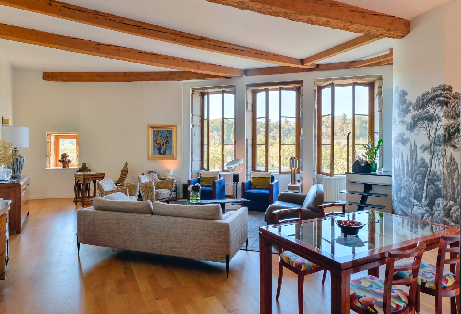 Caluire-et-Cuire – Château de Cuire - Appartement de 179 m²- 4 chambres — photo 1