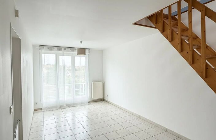 A LOUER - MAISON 3 PIECES AU COUDRAY — photo 2