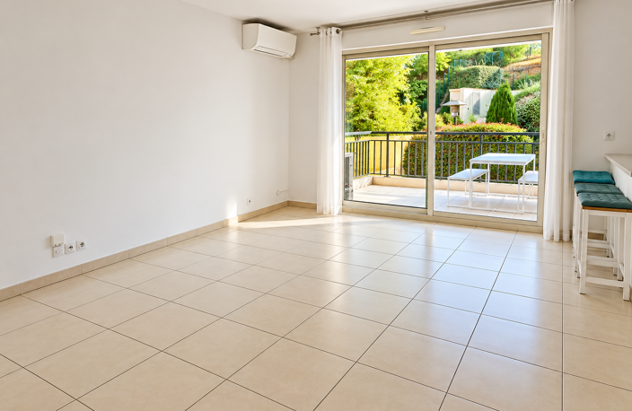 EXCLUSIVITÉ   NICE CORNICHE FLEURIE   SUPERBE 2 PIÈCES DE 53 — photo 2