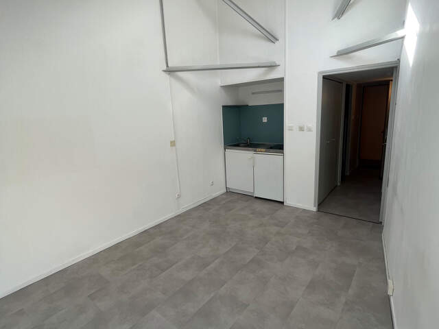 Appartement T1 19m2 proche faculté — photo du bien