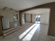 EVENOS - Villa familiale 4 chambres piscine terrain 4000 m2 — photo 3