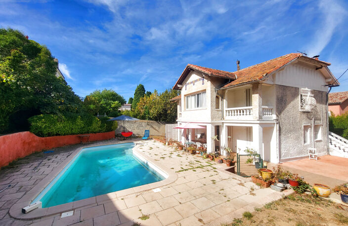 SANARY SUR MER PORTISSOL - Maison ancienne avec piscine — photo 2