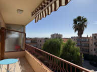EXCLUSIVITÉ - SANARY SUR MER - TYPE 2 - PARKING - CAVE — photo 4