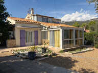 Ollioules-Maison familiale avec piscine sur 2000 m2 de terra — photo 2