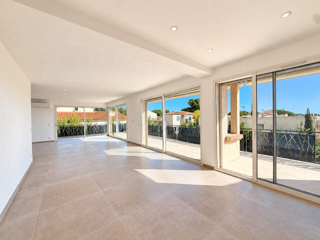 BANDOL   MAISON /APPARTEMENT NEUVE 141 m2   MER À 5 MINUTES — photo du bien