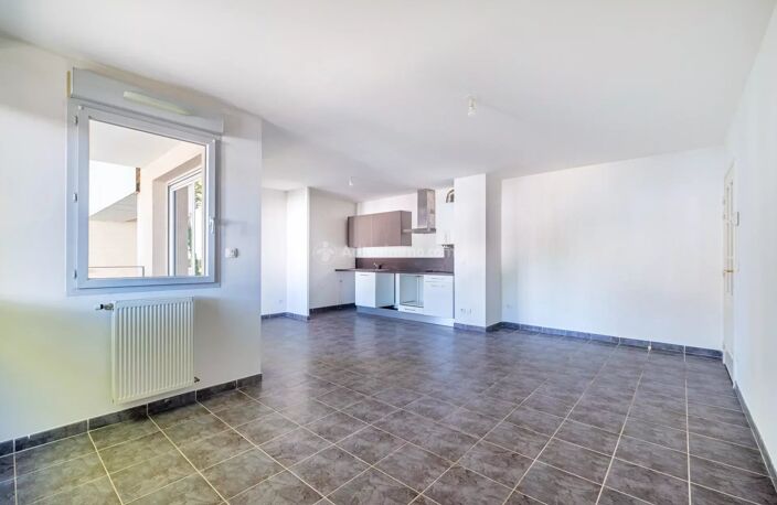À vendre en exclusivité – Très beau T3 de 66 m² avec balcon et garage – Villeurbanne, proche Lyon 3ᵉ — photo 2