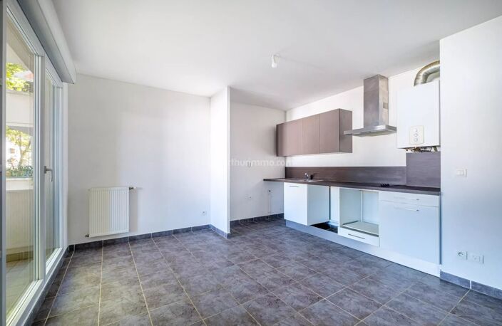 À vendre en exclusivité – Très beau T3 de 66 m² avec balcon et garage – Villeurbanne, proche Lyon 3ᵉ — photo 3