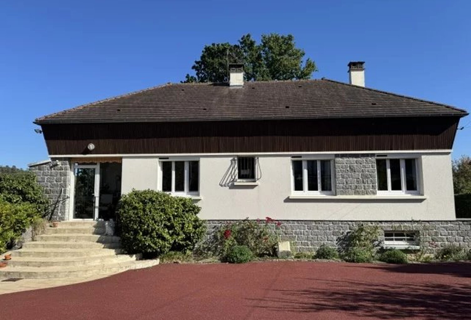 Bagnoles de l'Orne - En Exclusivité - Maison de 96m² avec sous sol — photo 1