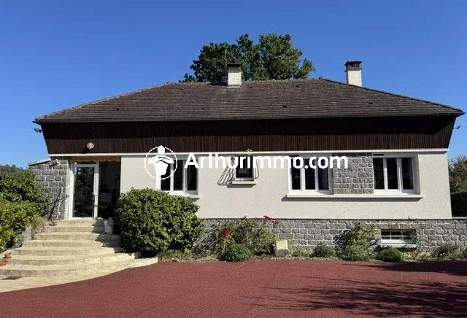 Bagnoles de l'Orne - En Exclusivité - Maison de 96m² avec sous sol — photo 1