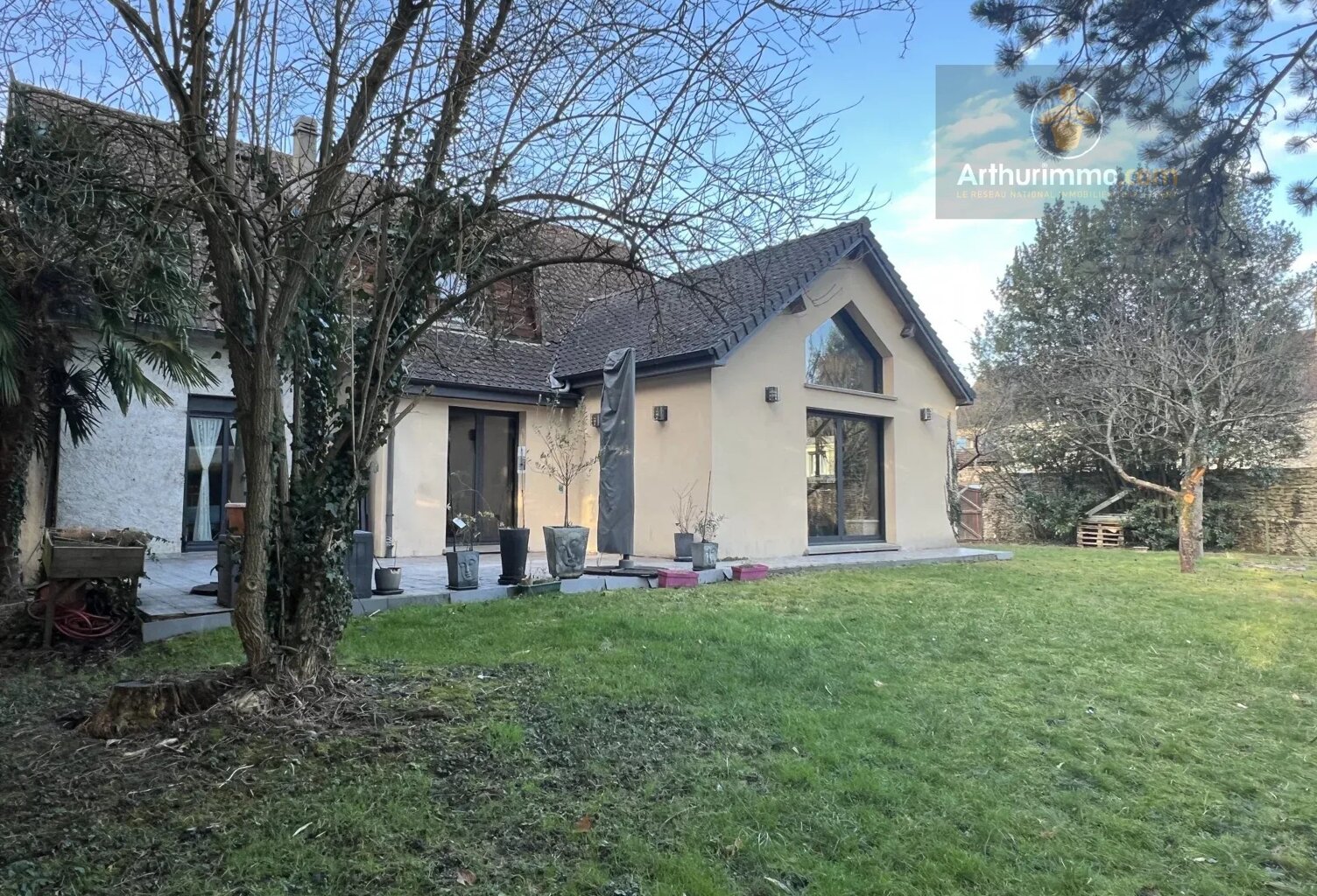 Maison Les Essarts Le Roi -Saint-Hubert  205 m2 — photo 1