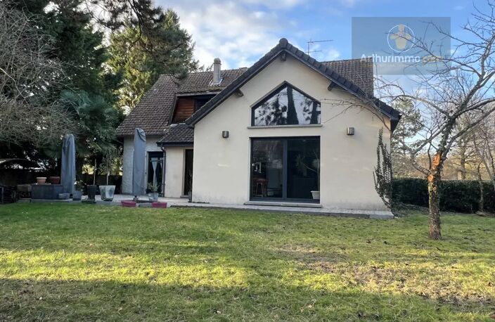 Maison Les Essarts Le Roi -Saint-Hubert  205 m2 — photo 2