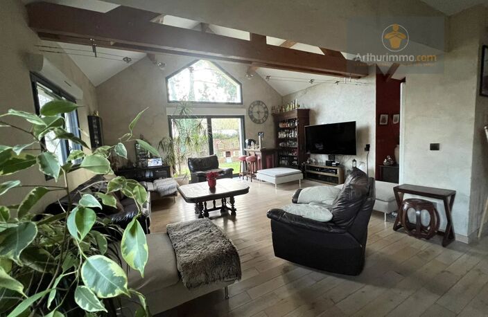 Maison Les Essarts Le Roi -Saint-Hubert  205 m2 — photo 4