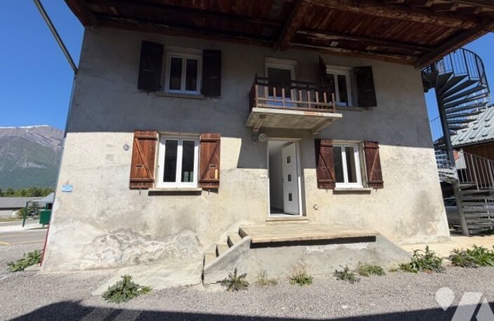 Vente appartement 4 pièces 98 m² Sainte-Hélène-sur-Isère (73460) — photo 2