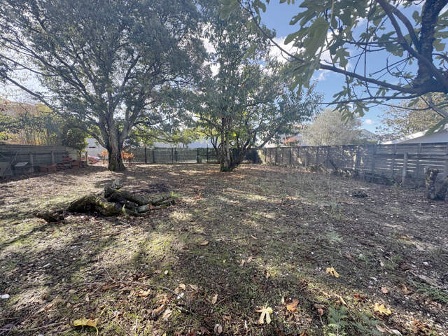 PAREMPUYRE - EN EXCLUSIVITE - TERRAIN DE 440M2 ENVIRON — photo du bien