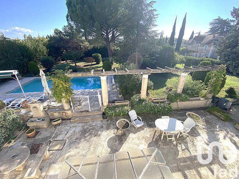 Vente Maison/villa 8 pièces — photo 1