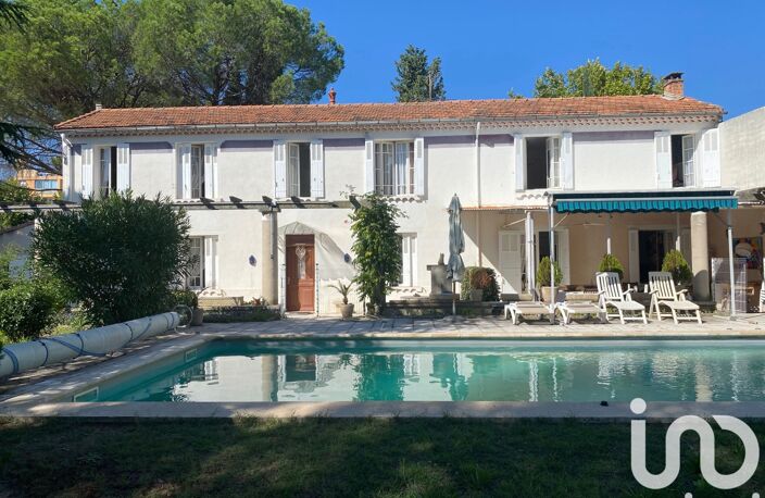 Vente Maison/villa 8 pièces — photo 2