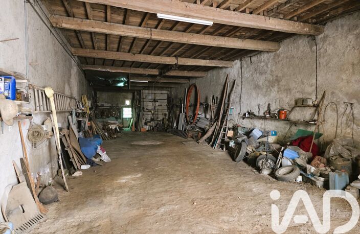 Vente Garage 183 m&sup2; — photo 2