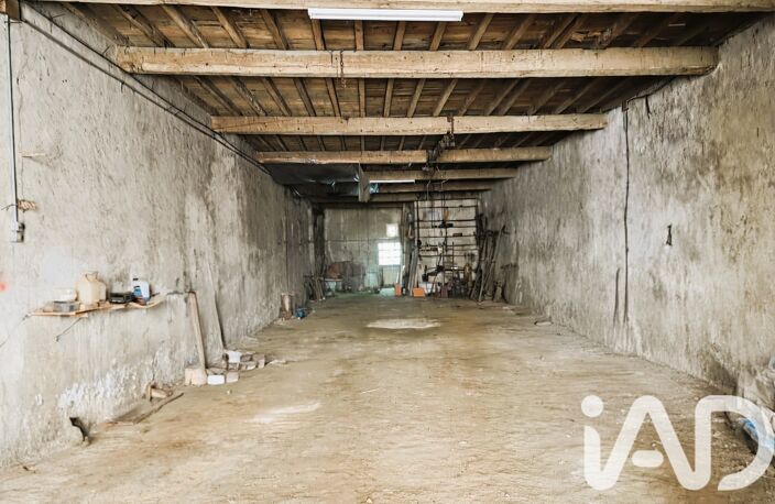 Vente Garage 183 m&sup2; — photo 3