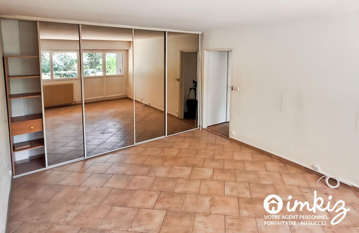 2 pièces avec grande terrasse et vue sur le bois — photo 4
