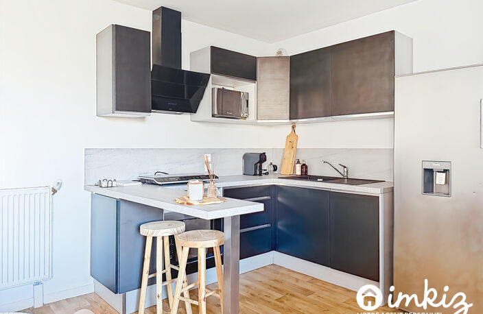 Grand studio / T2, balcon et parking privé — photo 5
