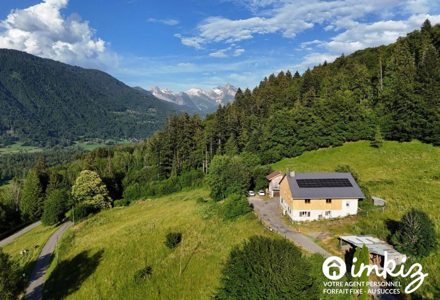Ferme de 1826 rénovée + Mazot aménagé, 3'800m2 — photo 1
