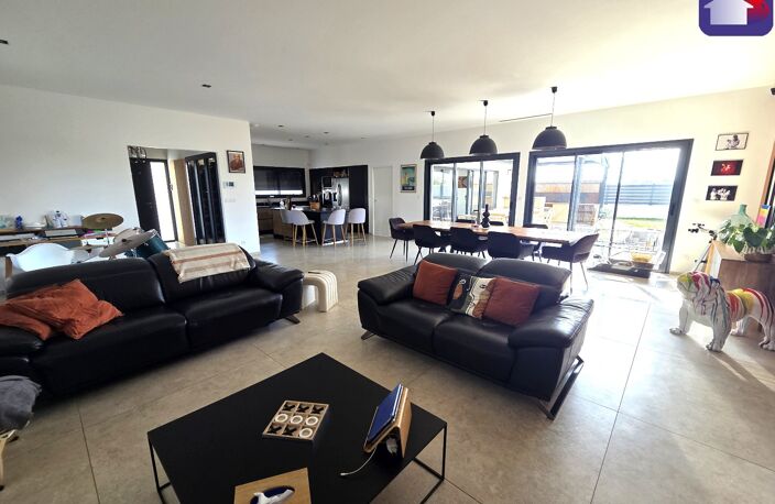 Vente maison 7 pièces 220 m² Mazères (09270) — photo 3