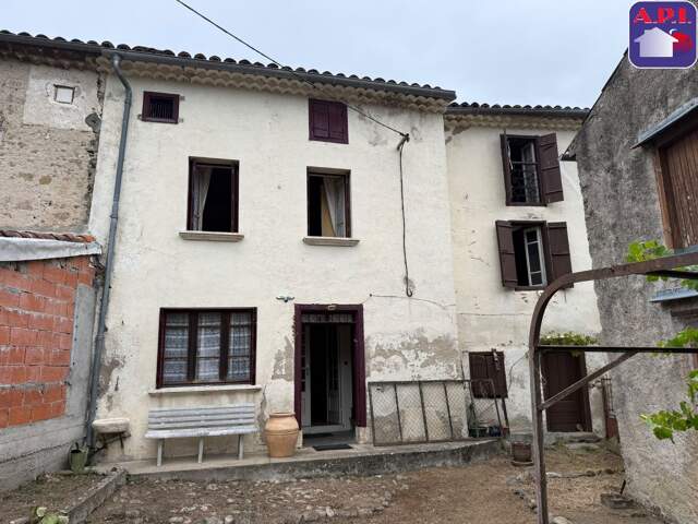 Maison 4 pièces 89 m² à Ganac — photo du bien