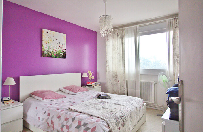 Appartement Saint Priest 5 pièce(s) — photo 3