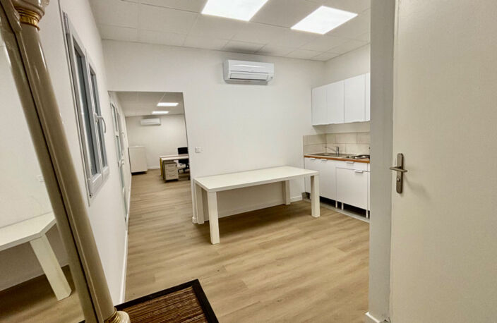 Local commercial Marseille 146 m2 — photo 4