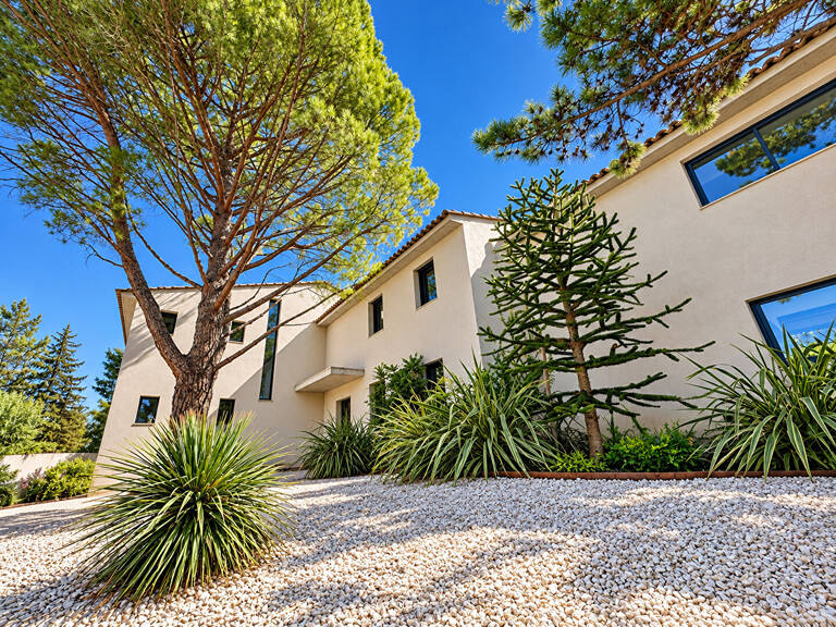 CABRIES - 400M² - PSICINE — photo 1