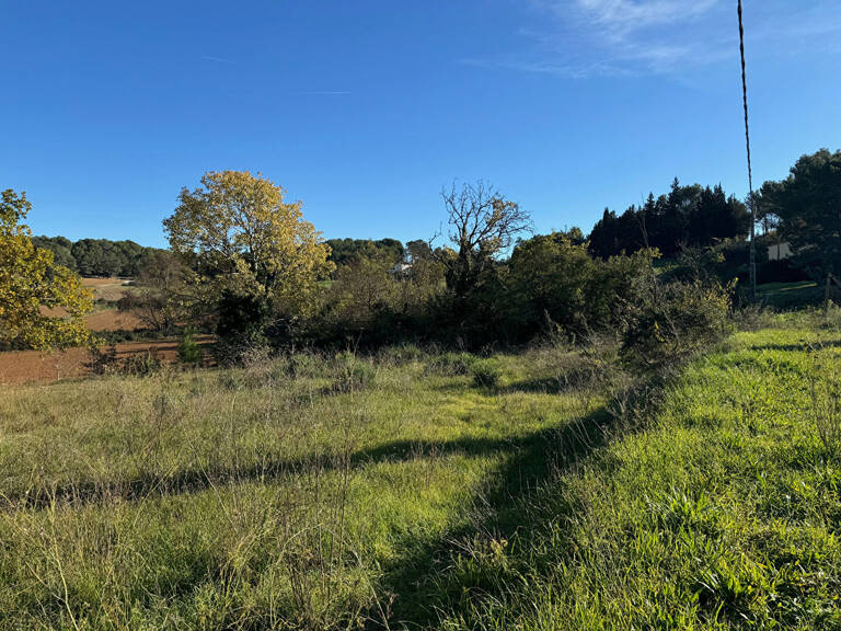 Terrain AIx- Les Milles viabilisé - 1248m² — photo 1