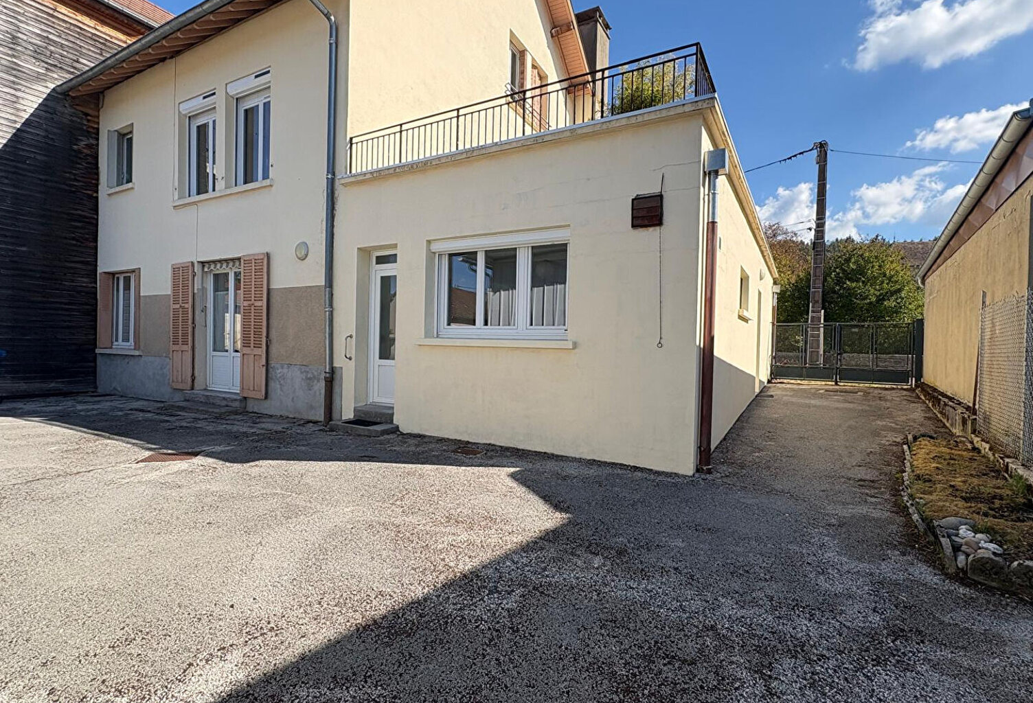 Appartement Sirod 5 pièce(s) 122.53 m2 — photo 1