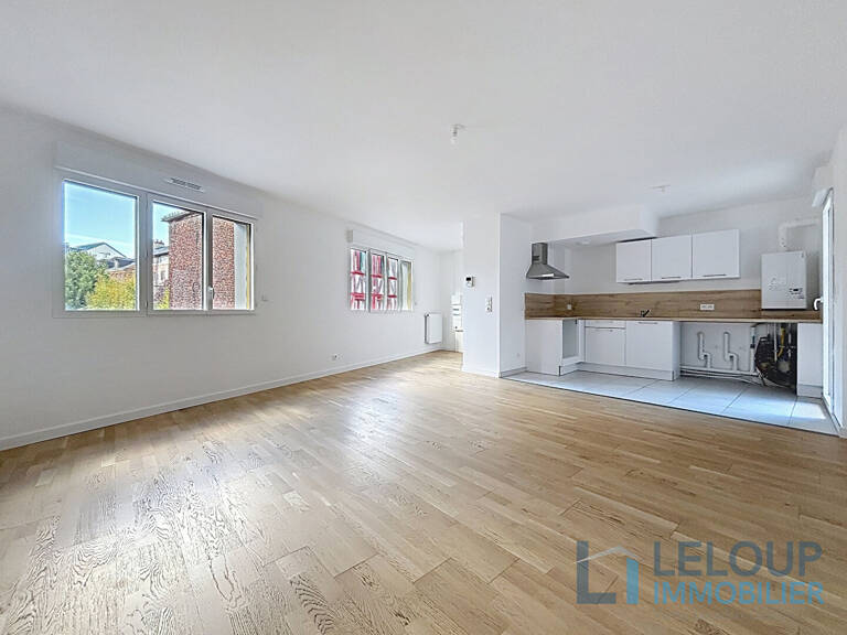 À LOUER - APPARTEMENT F3 Bis avec BALCON et PARKING — photo 1