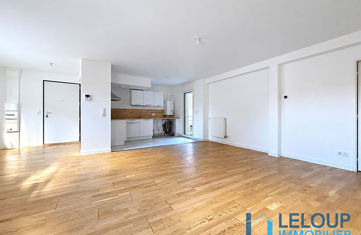 À LOUER - APPARTEMENT F3 Bis avec BALCON et PARKING — photo 2