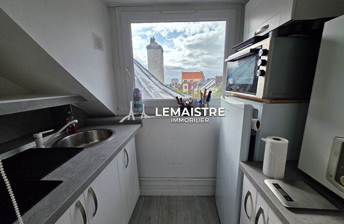 LE HAVRE  HYPER CENTRE  SAINT-MICHEL  F2 31 M² CARREZ / 40 M² AU SOL  JARDIN — photo 2